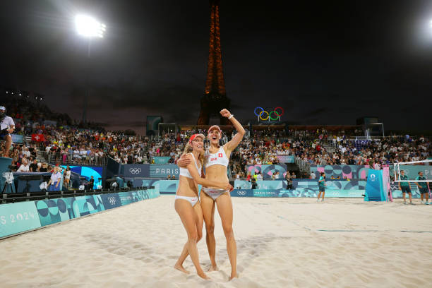 奥运会男排小组赛:巴西全胜晋级八强