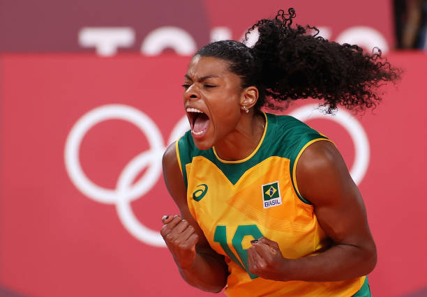 周苏红年龄成谜?看看她的职业生涯如何影响年龄猜测