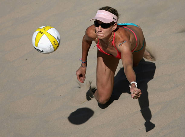 2024年排球中考技巧突破：从入门到满分