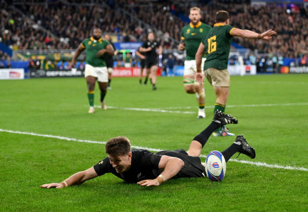 世界杯历届主办国盘点：从1930年至今的足球盛宴举办地