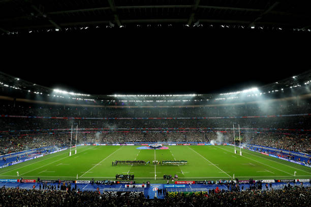 李楠战术部署受质疑，中国男篮惜败波兰引热议